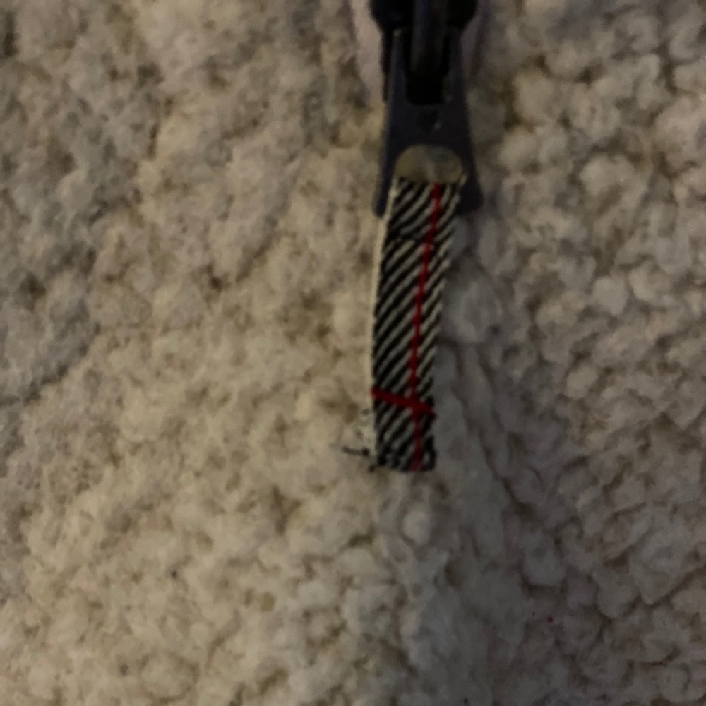 Dylan Pullover - Picture 2 of 4